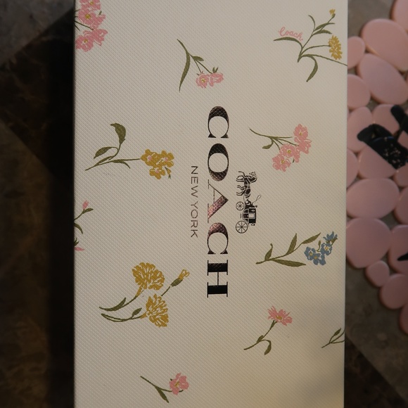 Coach F73078 TS Cosmetic pouch floral carnation - Picture 2 of 8